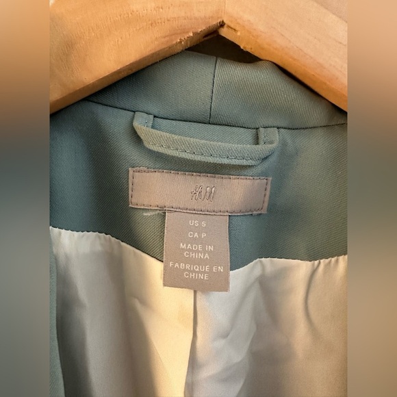Women’s H&M Light Green Open Front Career Office Blazer Jacket 3/4 Sleeve Size S - Picture 3 of 4